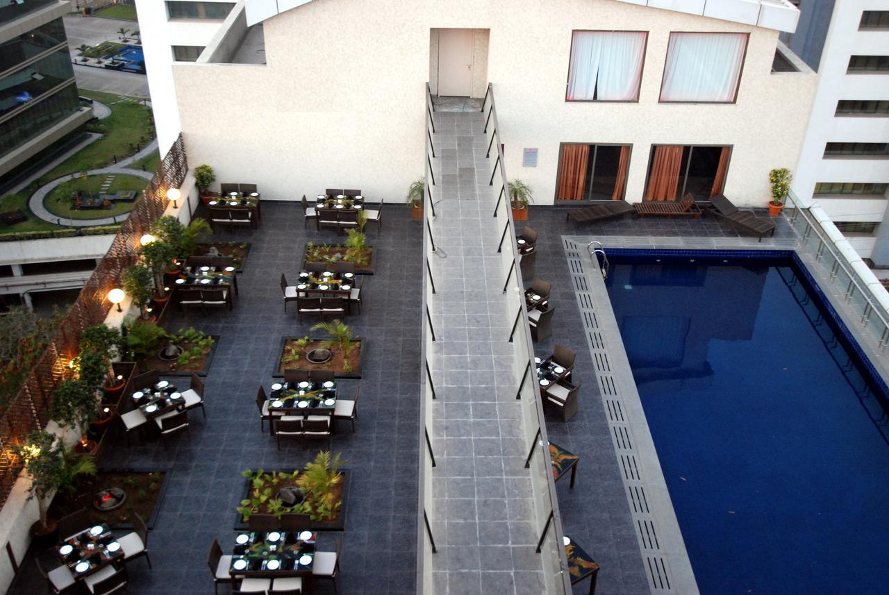 Hotel Parc Estique Пуна Экстерьер фото